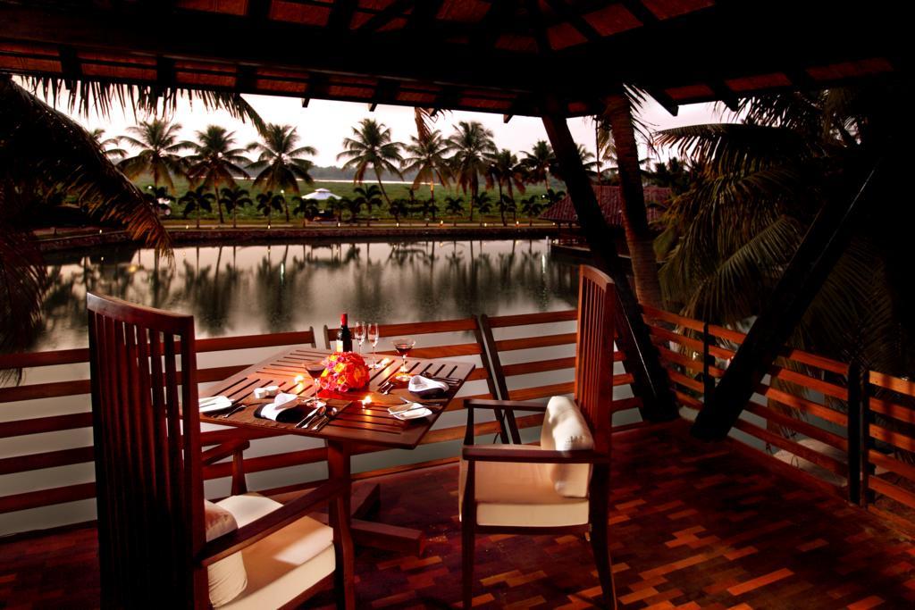 Vasundhara Sarovar Premiere Alappuzha Exteriér fotografie